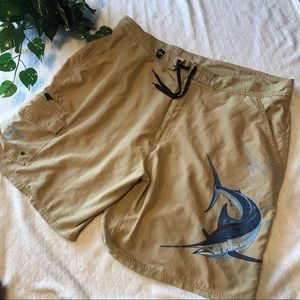 Guy Harvey men’s fishing shorts size 42 swordfish